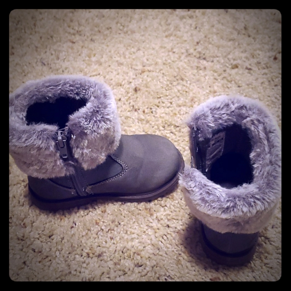 Girls Boots